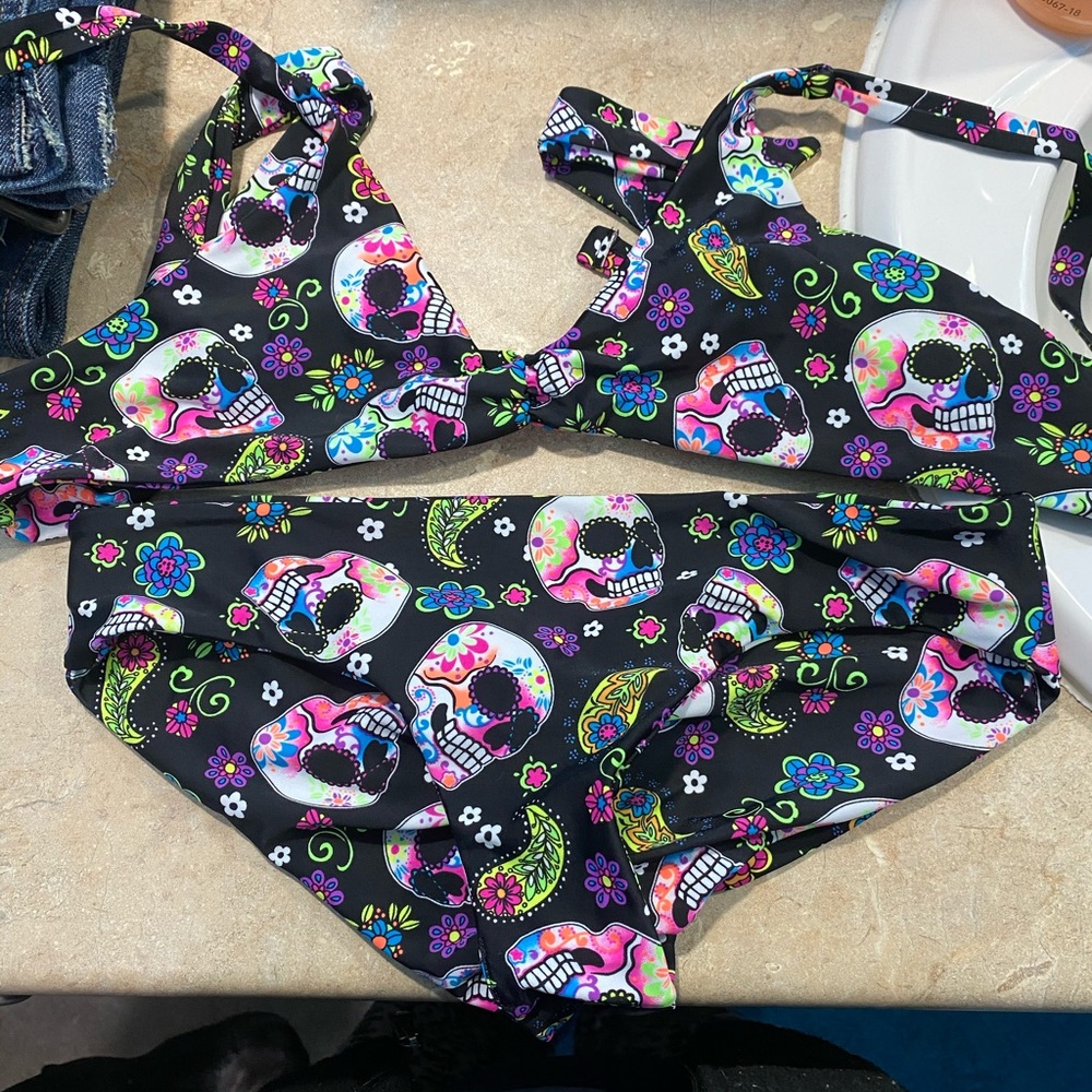 Fused Hawaii sweet like sugar suit